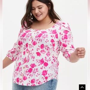 NWT Torrid bottom front blouse
